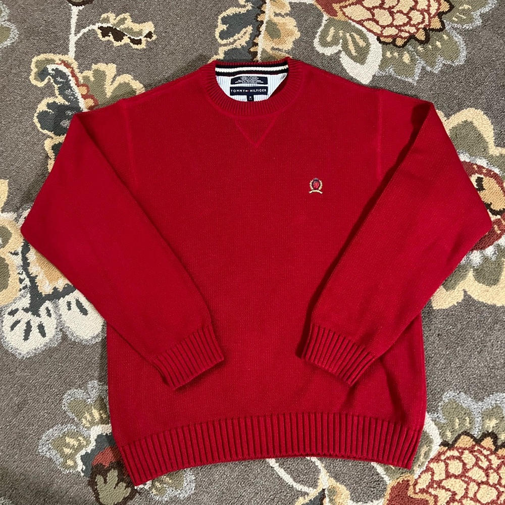 Tommy Hilfigire Crewneck (Red)